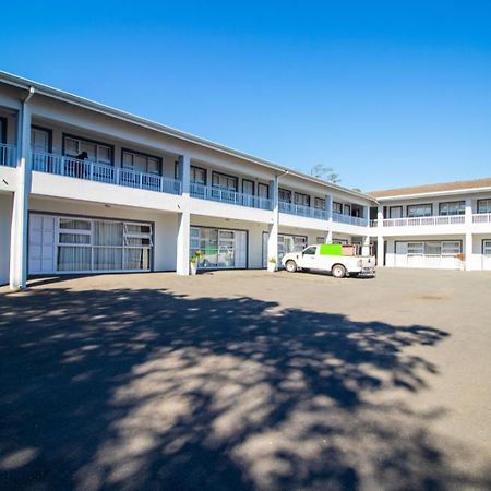 Bayside Hotel Pinetown New Germany Экстерьер фото