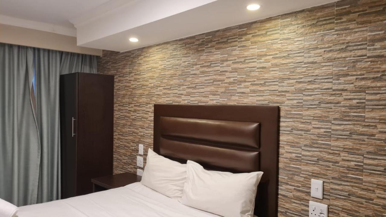 Bayside Hotel Pinetown New Germany Экстерьер фото