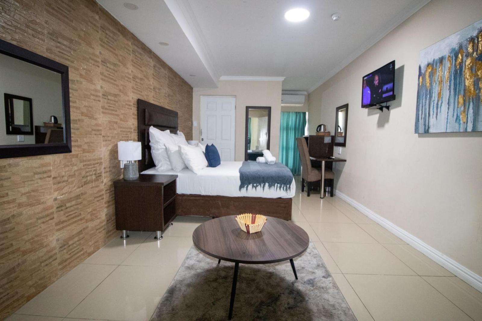 Bayside Hotel Pinetown New Germany Экстерьер фото