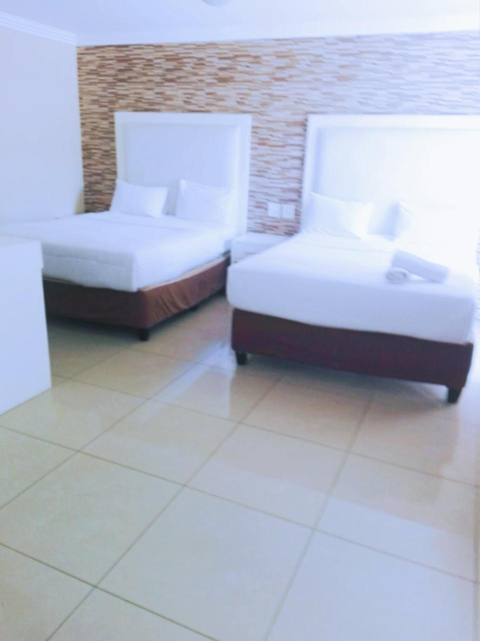 Bayside Hotel Pinetown New Germany Экстерьер фото